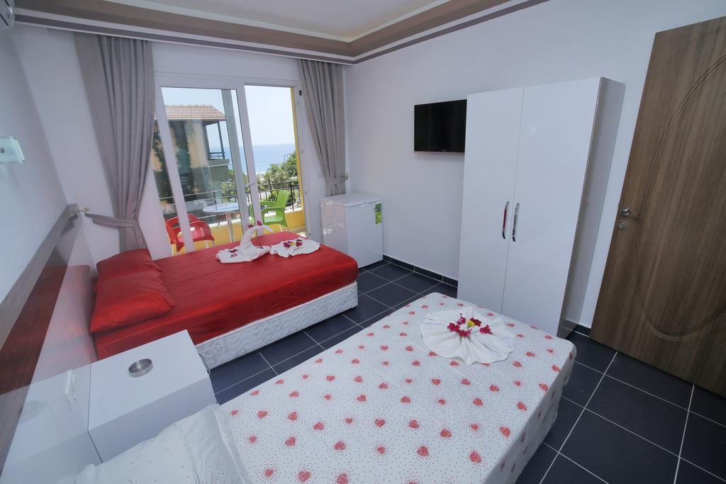 Ustun Apart Pansiyon Alanya Værelse billede